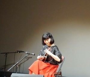講師